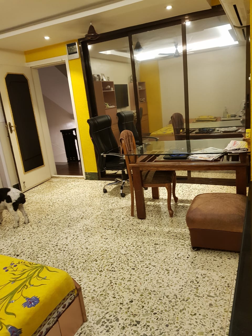 Commercial Bunglow for Rent in Off Hill Road Mumbai