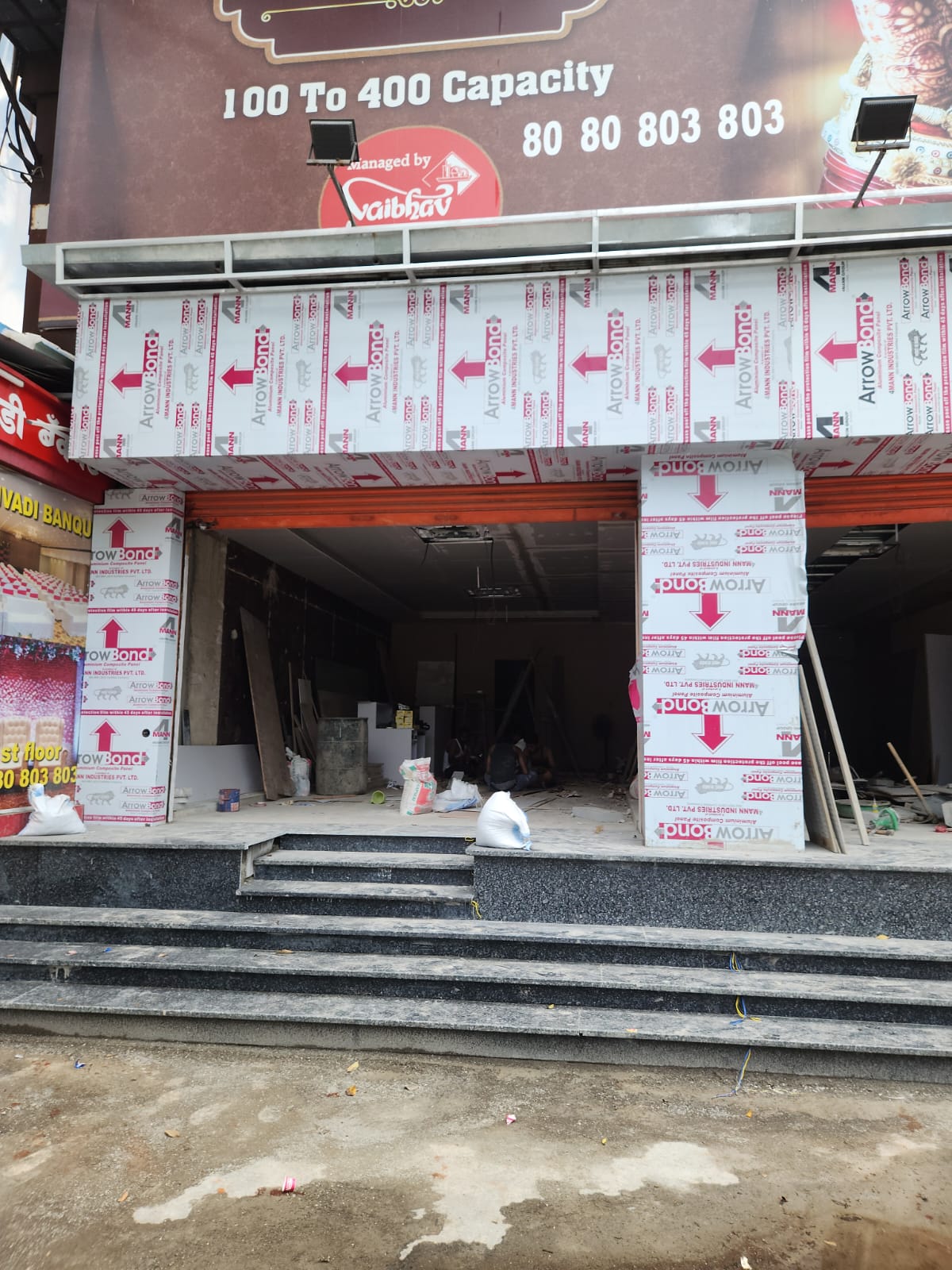 Showroom for Rent in L T Road Mumbai