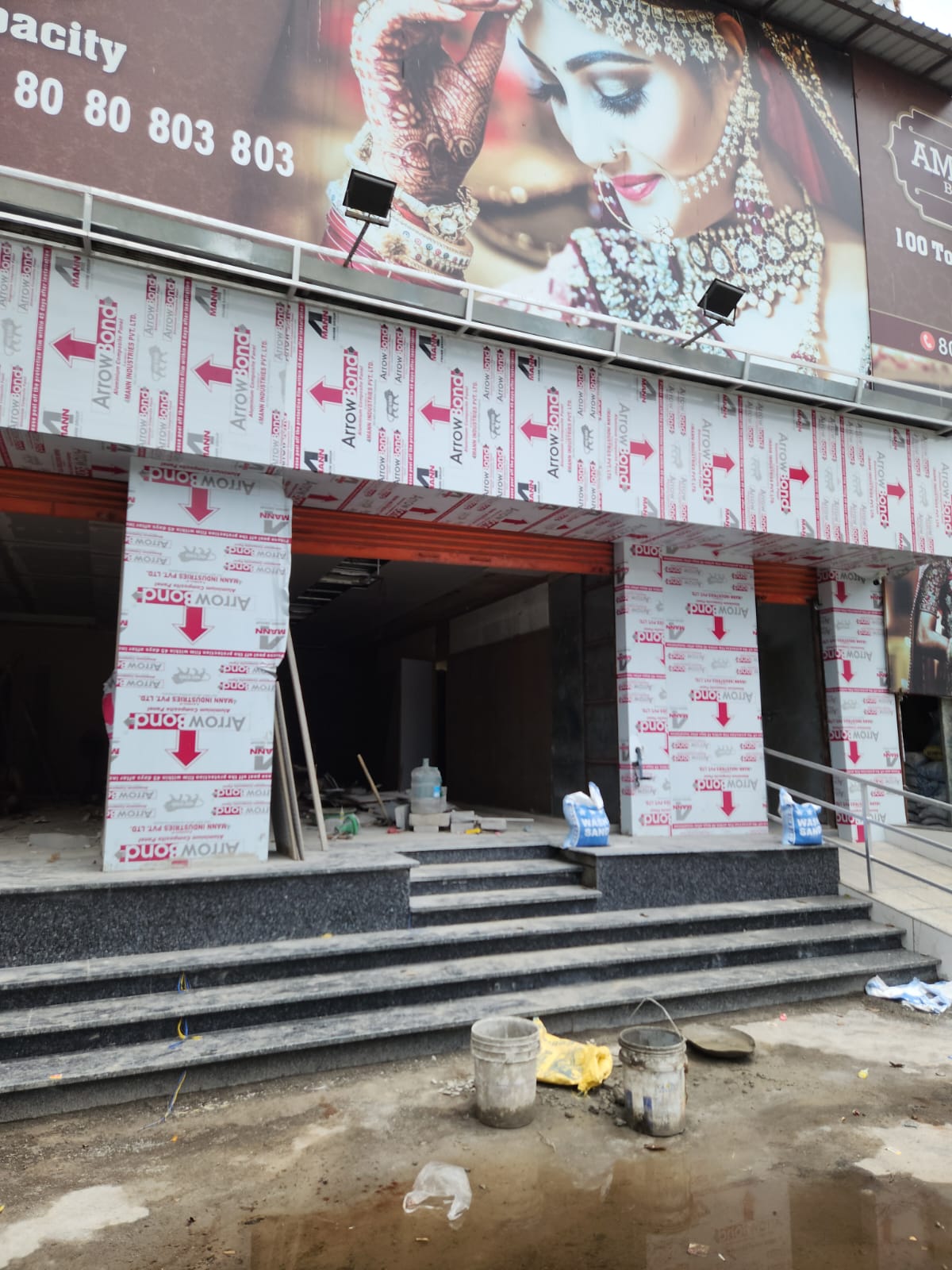Showroom for Rent in L T Road Mumbai