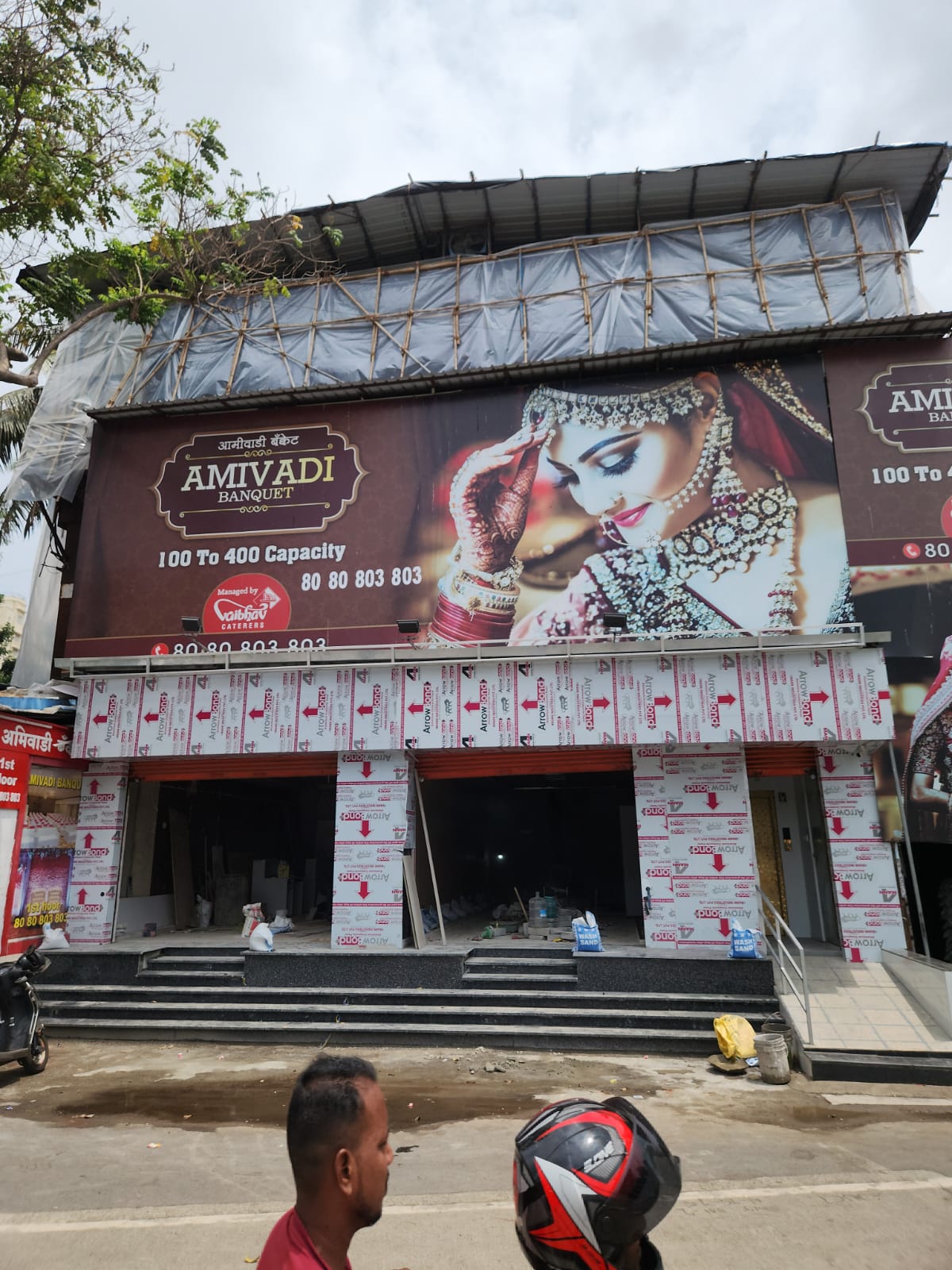 Showroom for Rent in L T Road Mumbai