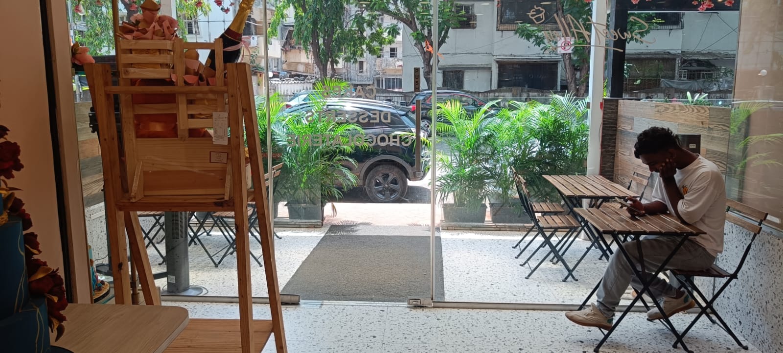 Shop for Rent in Pali Naka Mumbai