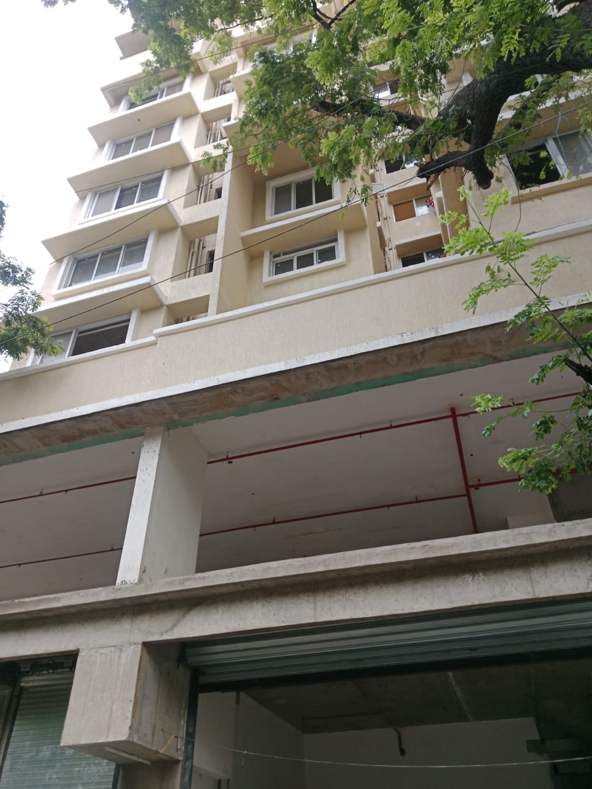 Showroom for Rent in M G  Road Mumbai