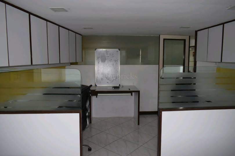 Office for Rent in Tulsi Pipe Road Mumbai