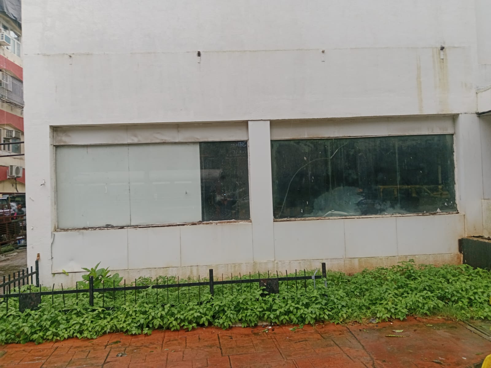 Showroom for Rent in Santacruz West Mumbai