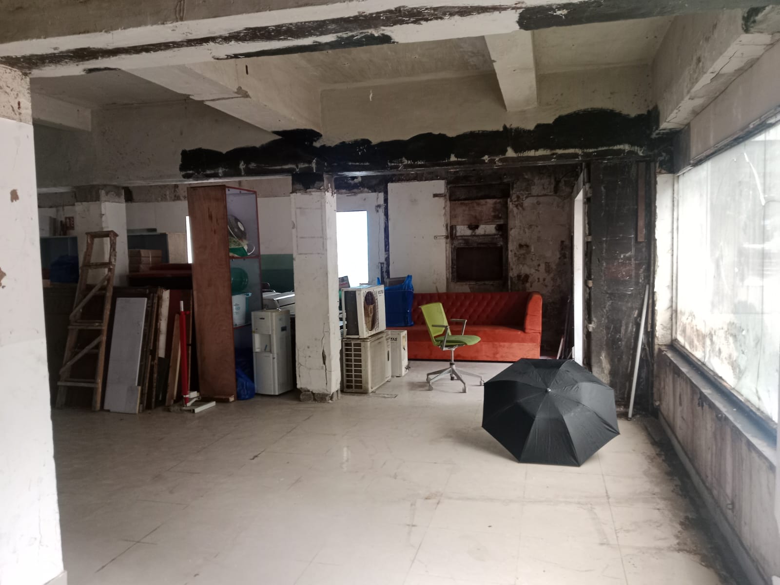 Showroom for Rent in Santacruz West Mumbai