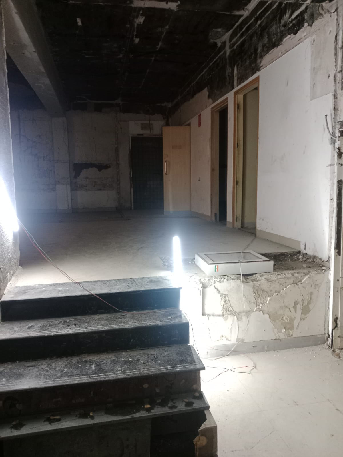 Showroom for Rent in Santacruz West Mumbai