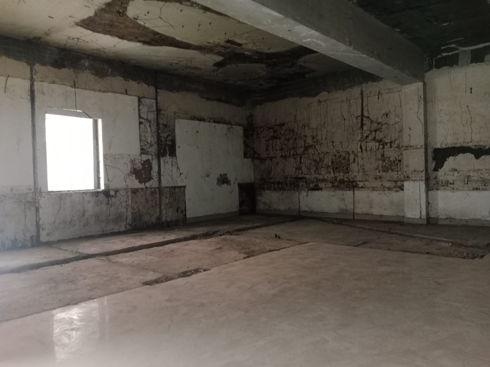 Showroom for Rent in Santacruz West Mumbai