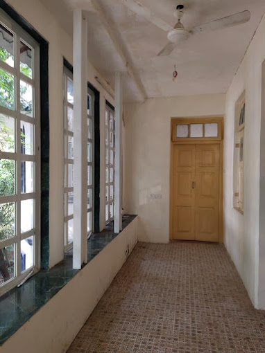 Commercial Bunglow for Rent in Off L J Road Mumbai