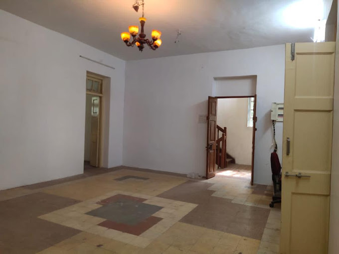 Commercial Bunglow for Rent in Off L J Road Mumbai