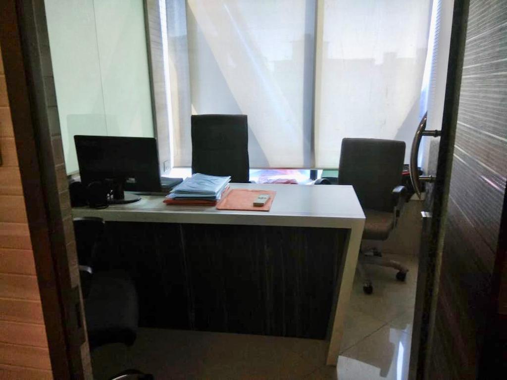 Office for Sale in Khar West Mumbai