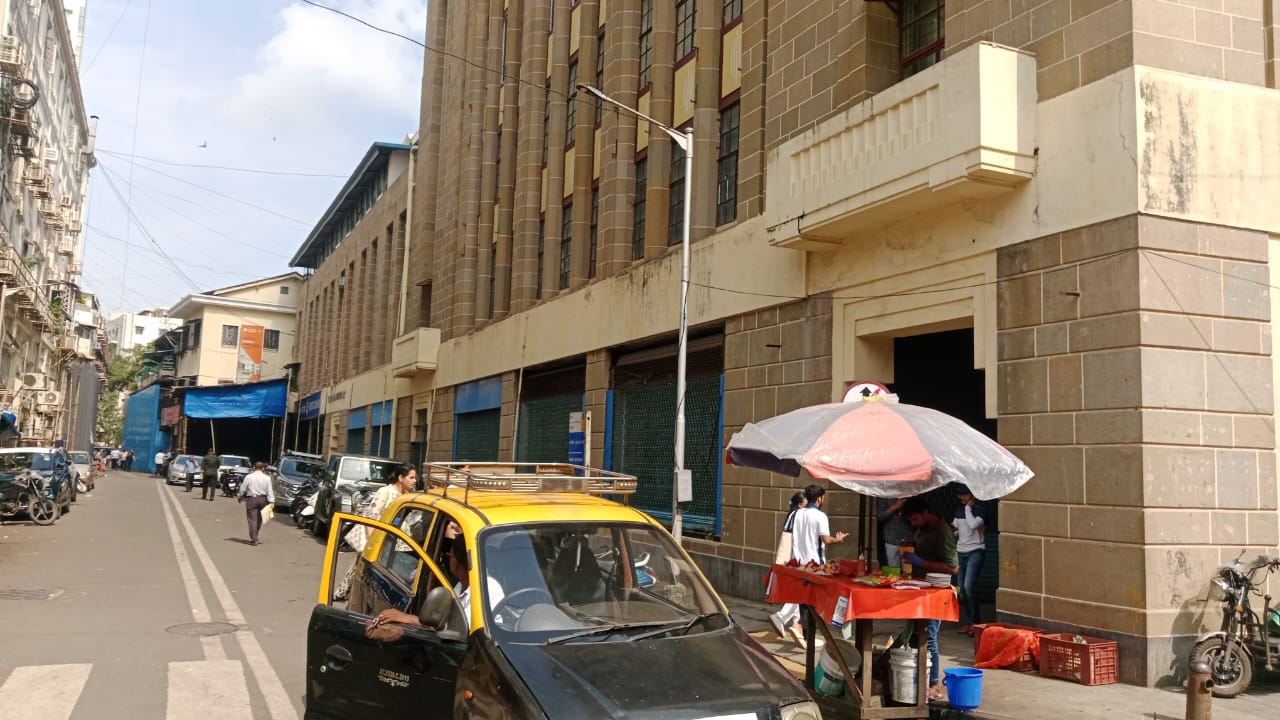 Showroom for Sale in Kala Ghoda Mumbai