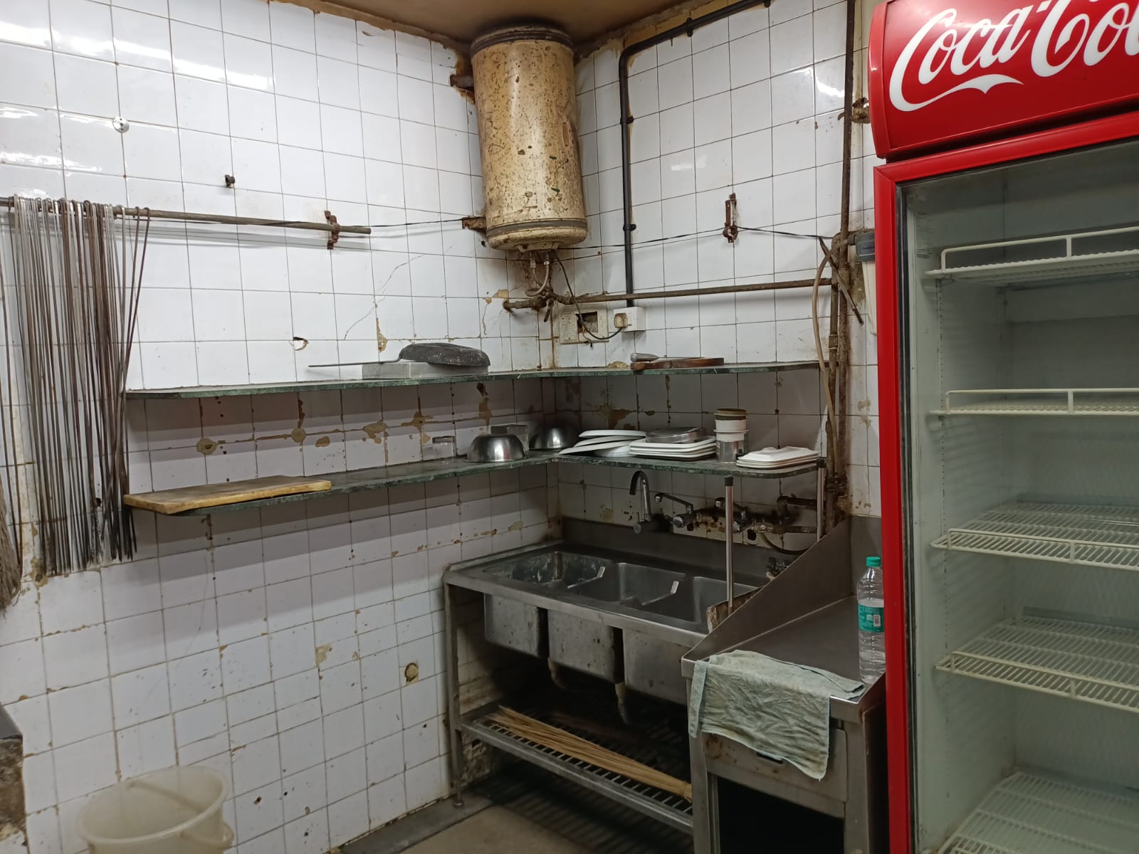 Restaurant for Rent in Bandra West Mumbai