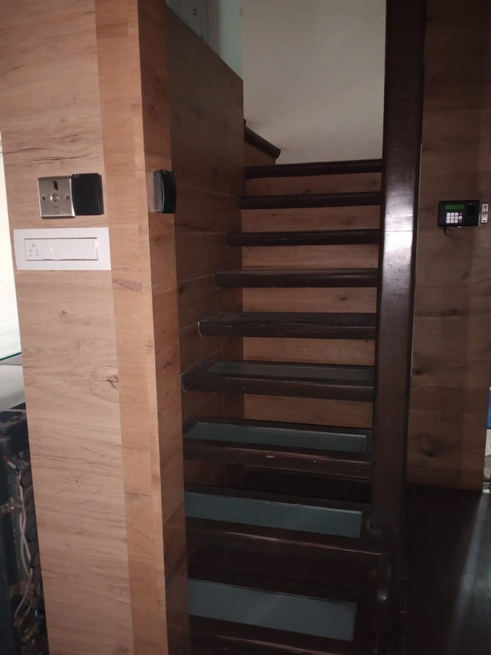 Office for Sale in Santacruz West Mumbai