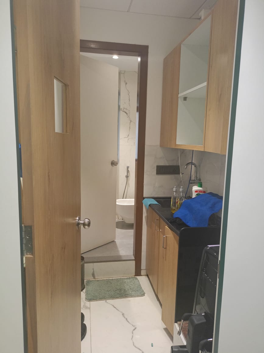 Office for Rent in Santacruz West Mumbai