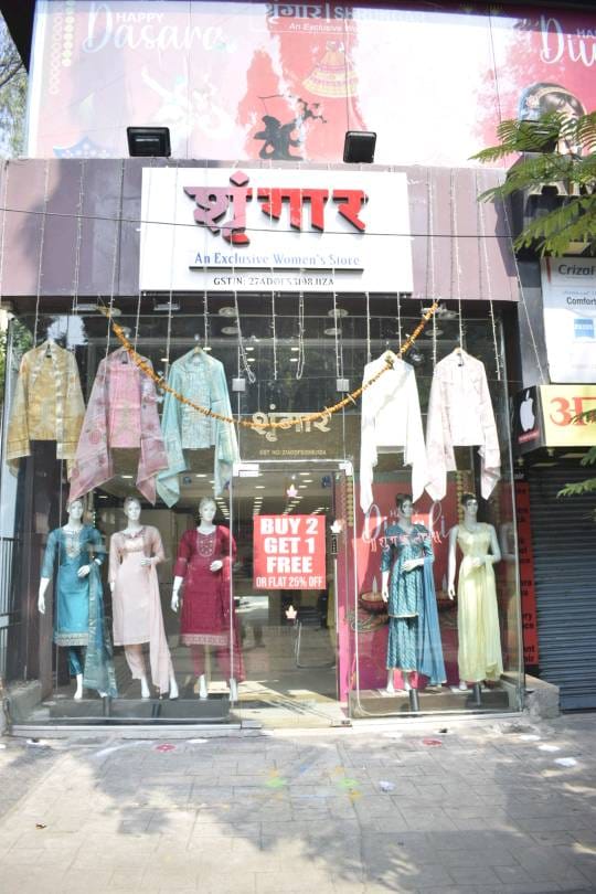Showroom for Rent in Main Road Pune