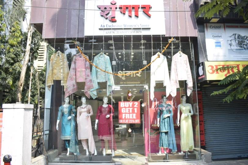 Showroom for Rent in Main Road Pune