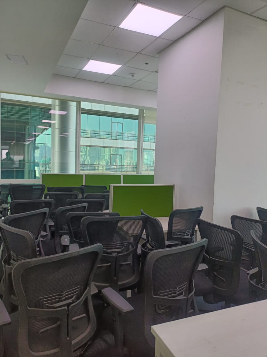 Office for Rent in S B Marg Mumbai