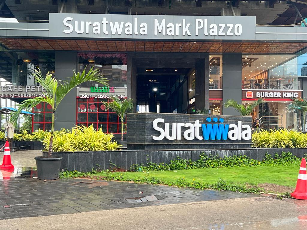 Restaurent & Bar for Rent in Main Road Pune