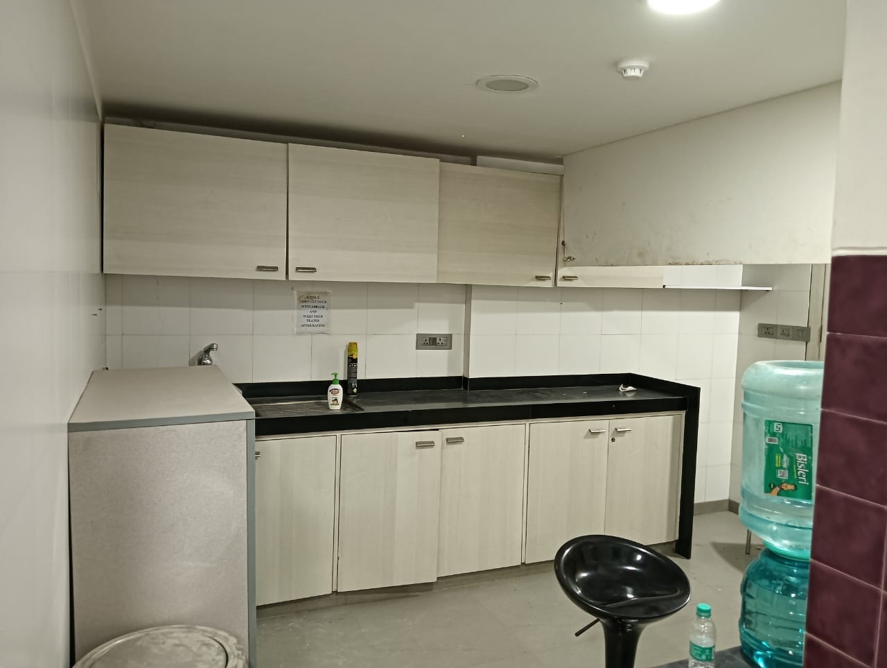 Office for Rent in Dr Annie Besant Road Mumbai