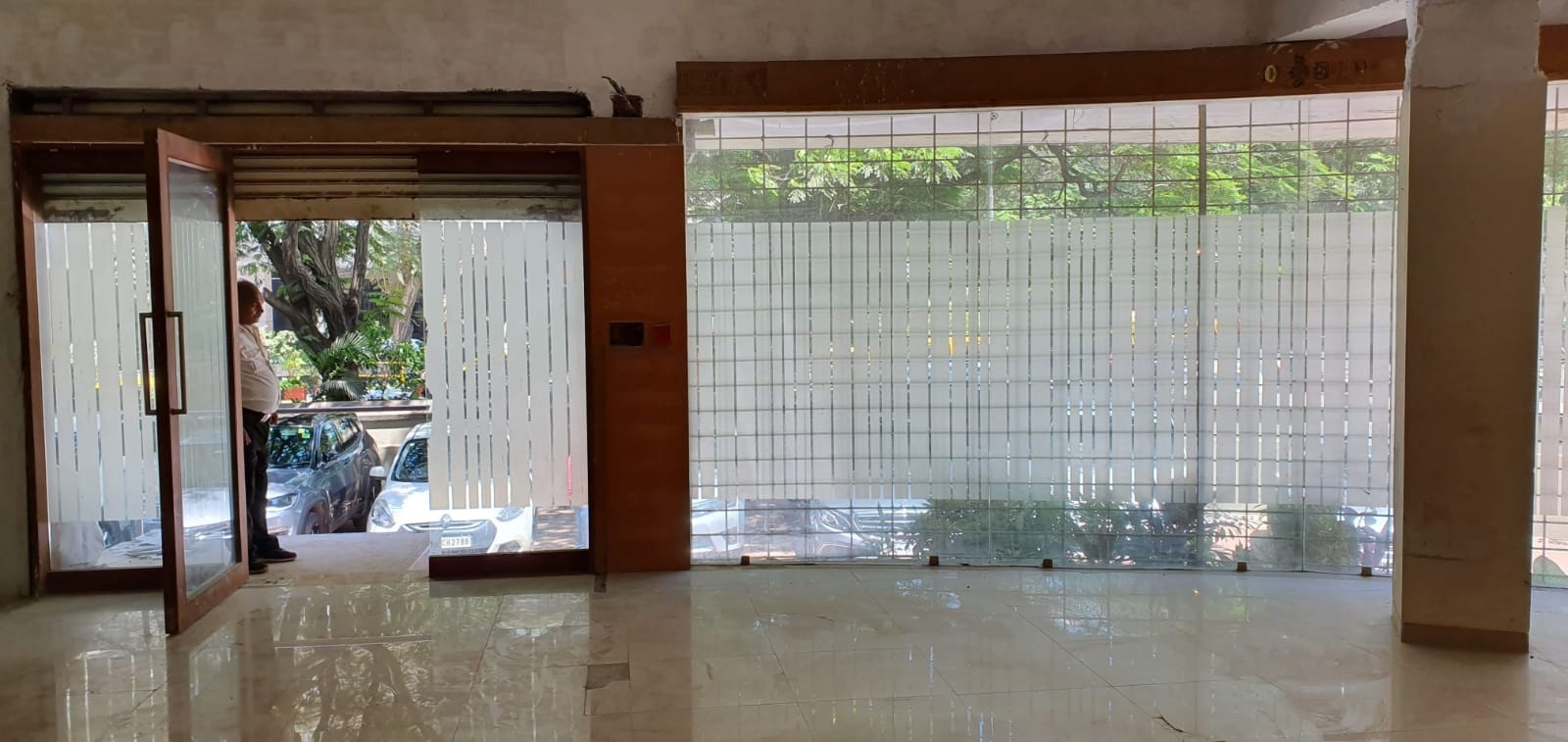 Showroom for Rent in Jamnalal Bajaj Marg Mumbai