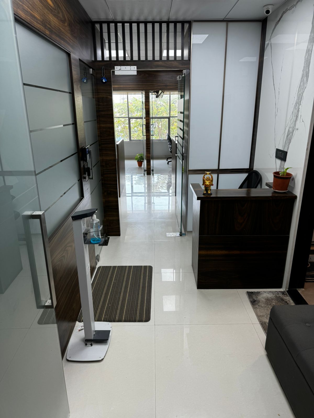 Office for Sale in Navpada Mumbai