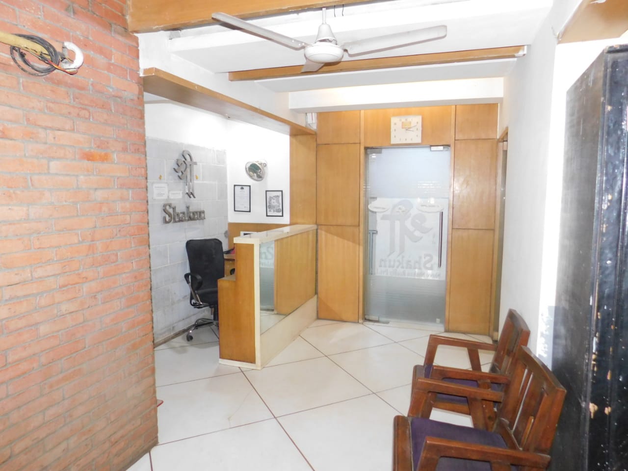 Office for Sale in Santacruz West Mumbai