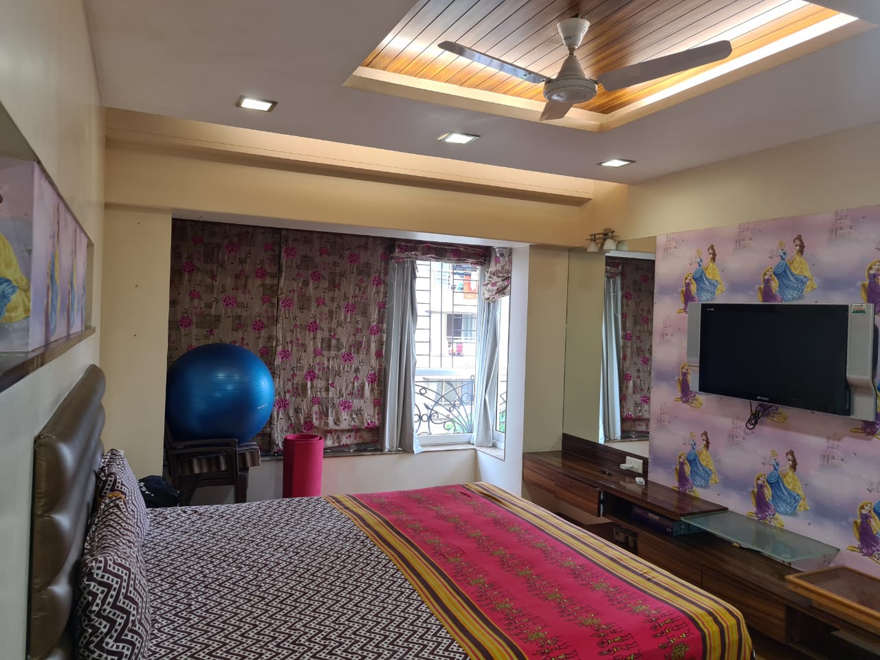 Penthouse for Sale in Khar West Mumbai