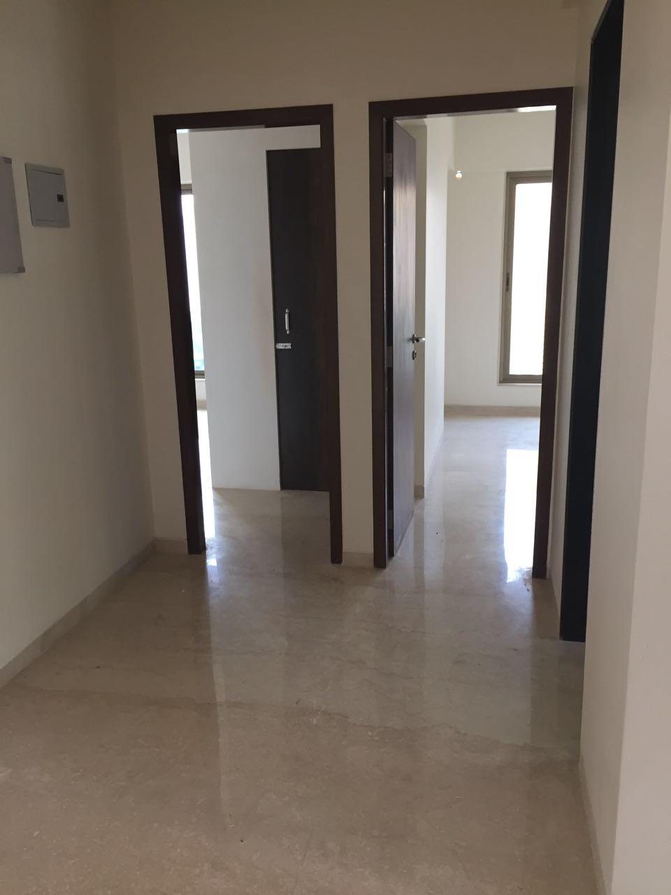 Apartment for Sale in Off New Link Road Mumbai