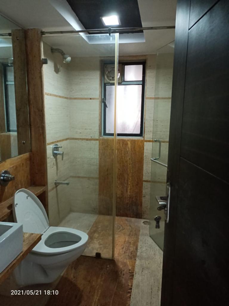 4 BHK Apartment for Sale in Khar West Mumbai