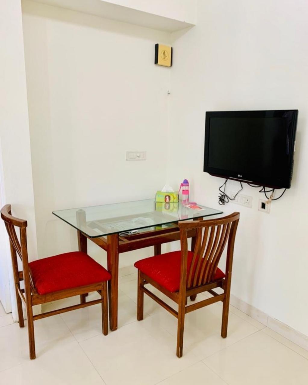 Apartment for Sale in Off Hill Road Mumbai