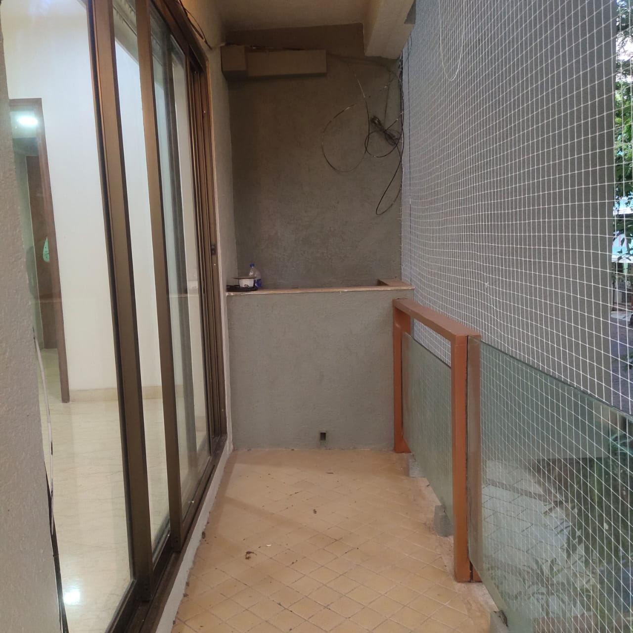 Apartment for Rent in Almeida park Mumbai