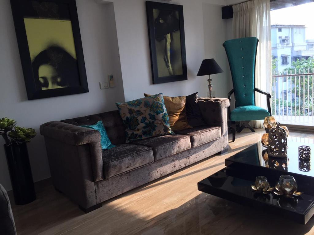 2 BHK Apartment for Sale in St Pauls rd Mumbai