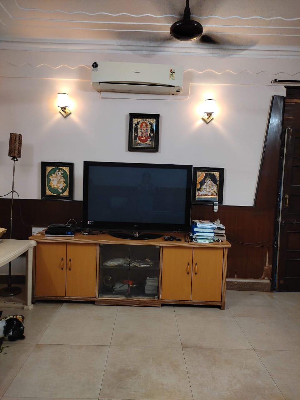 Apartment for Rent in 11th Road Mumbai