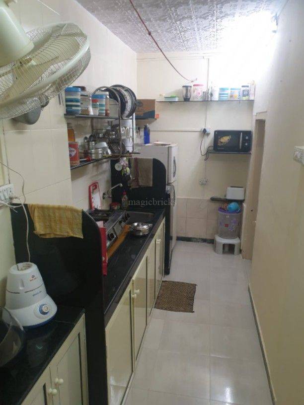 Apartment for Rent in N S Road No 5 Mumbai