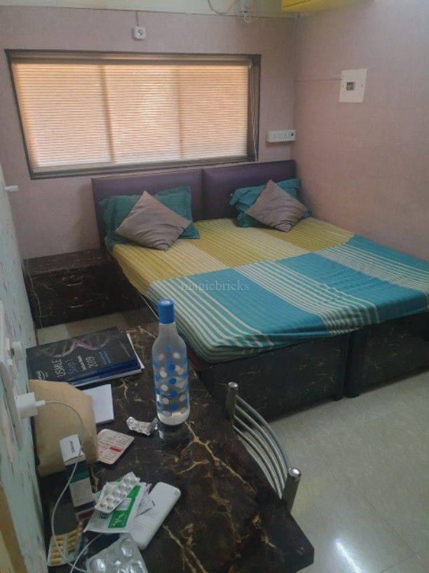 Apartment for Rent in N S Road No 5 Mumbai