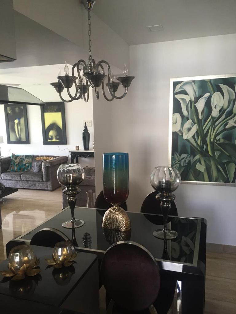 2 BHK Apartment for Sale in St Pauls rd Mumbai