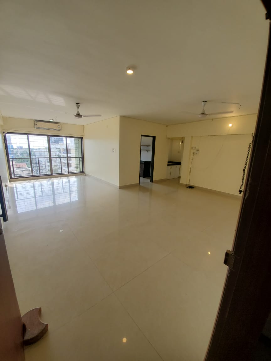 3 BHK Apartment for Rent in Almeida park Mumbai