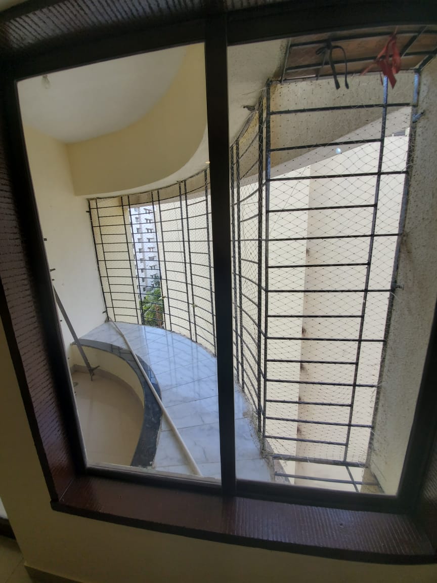 3 BHK Apartment for Rent in Almeida park Mumbai