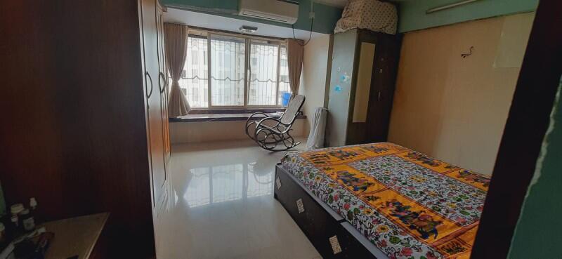 3 BHK Apartment for Sale in Vile Parle West Mumbai