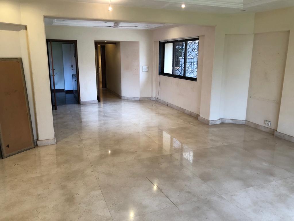 4 BHK Apartment for Rent in Khar West Mumbai