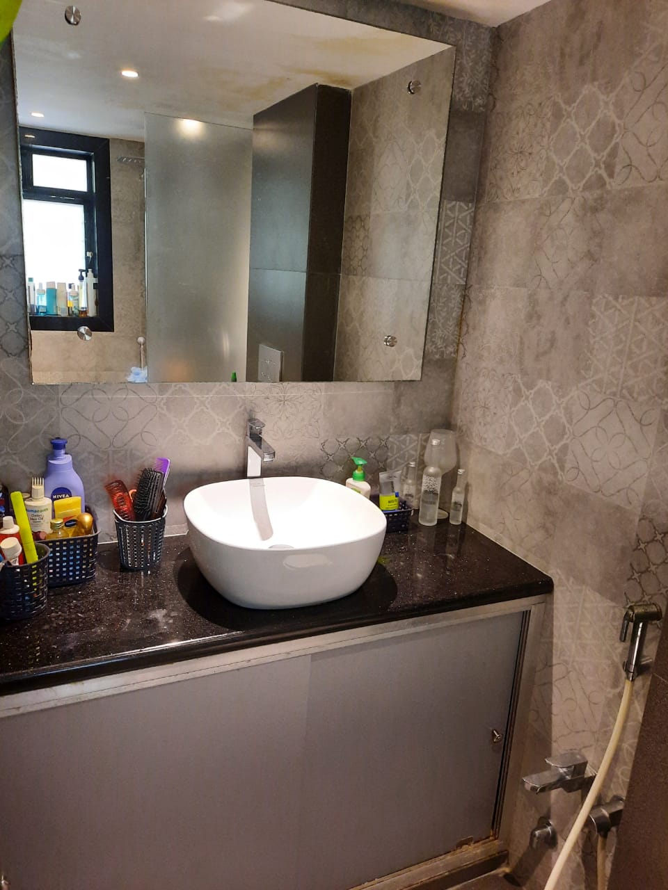 2 BHK Apartment for Sale in Sen Nagar Mumbai