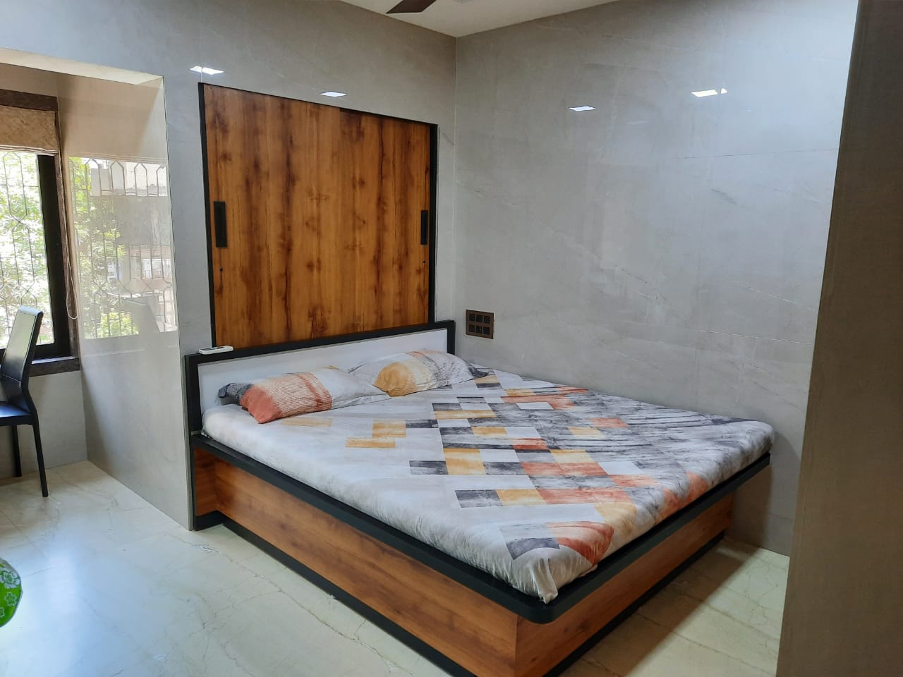 2 BHK Apartment for Sale in Sen Nagar Mumbai