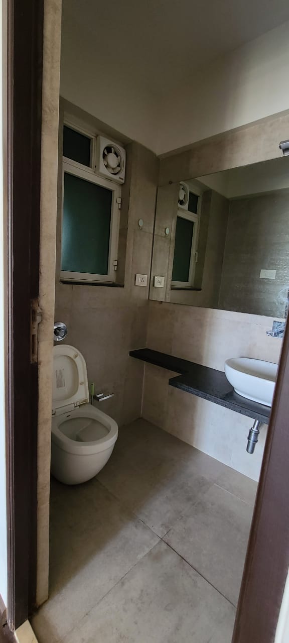 2 BHK Apartment for Rent in BKC Extention Road Mumbai