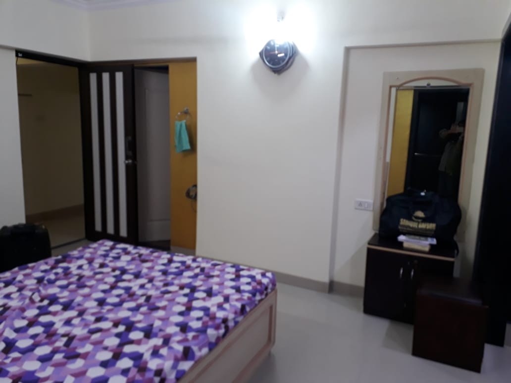 2 BHK Apartment for Rent in Khar West Mumbai