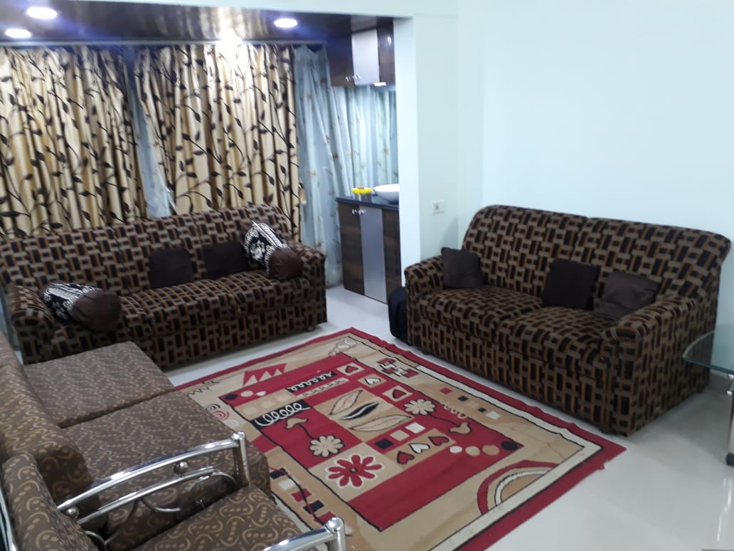 2 BHK Apartment for Rent in Khar West Mumbai