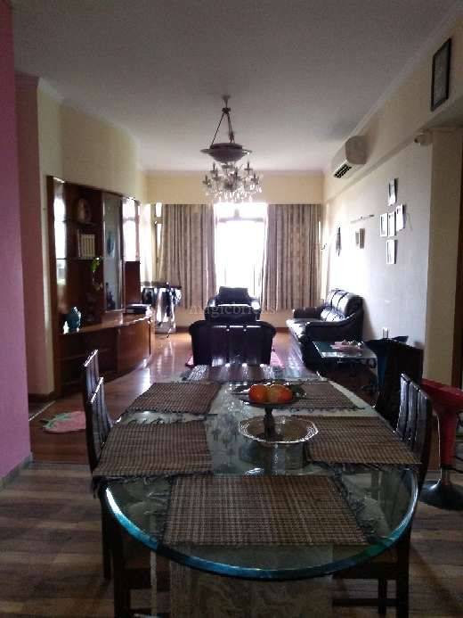 4 BHK Apartment for Rent in Kherwadi Mumbai