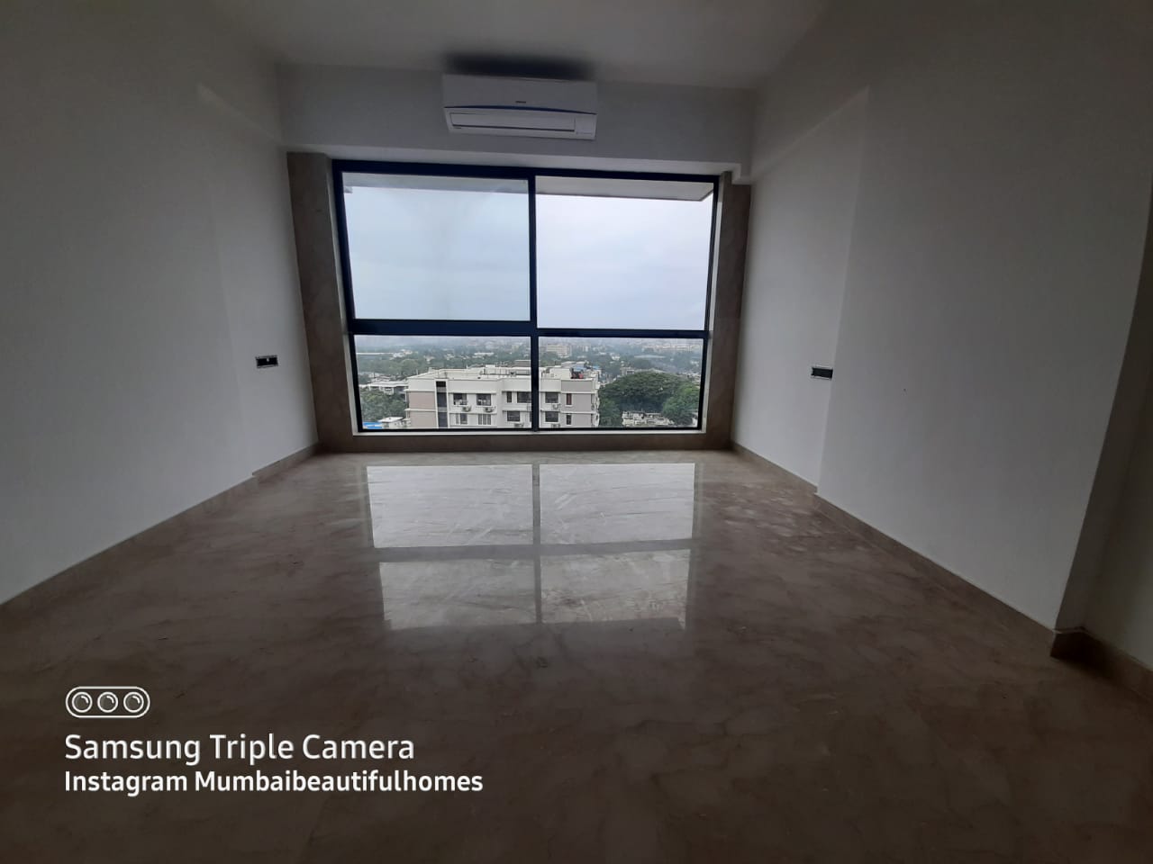 4 BHK Apartment for Rent in Phirozshah Mehta Road Mumbai
