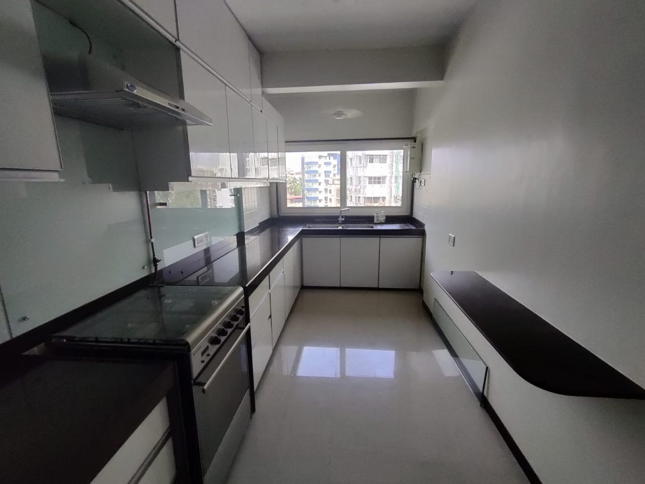 3 BHK Apartment for Rent in Carter Road Mumbai