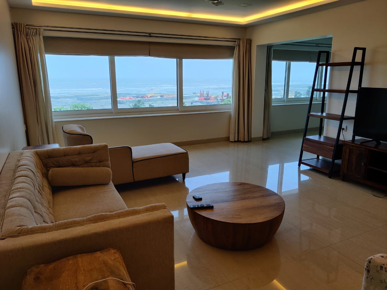 3 BHK Apartment for Rent in Carter Road Mumbai