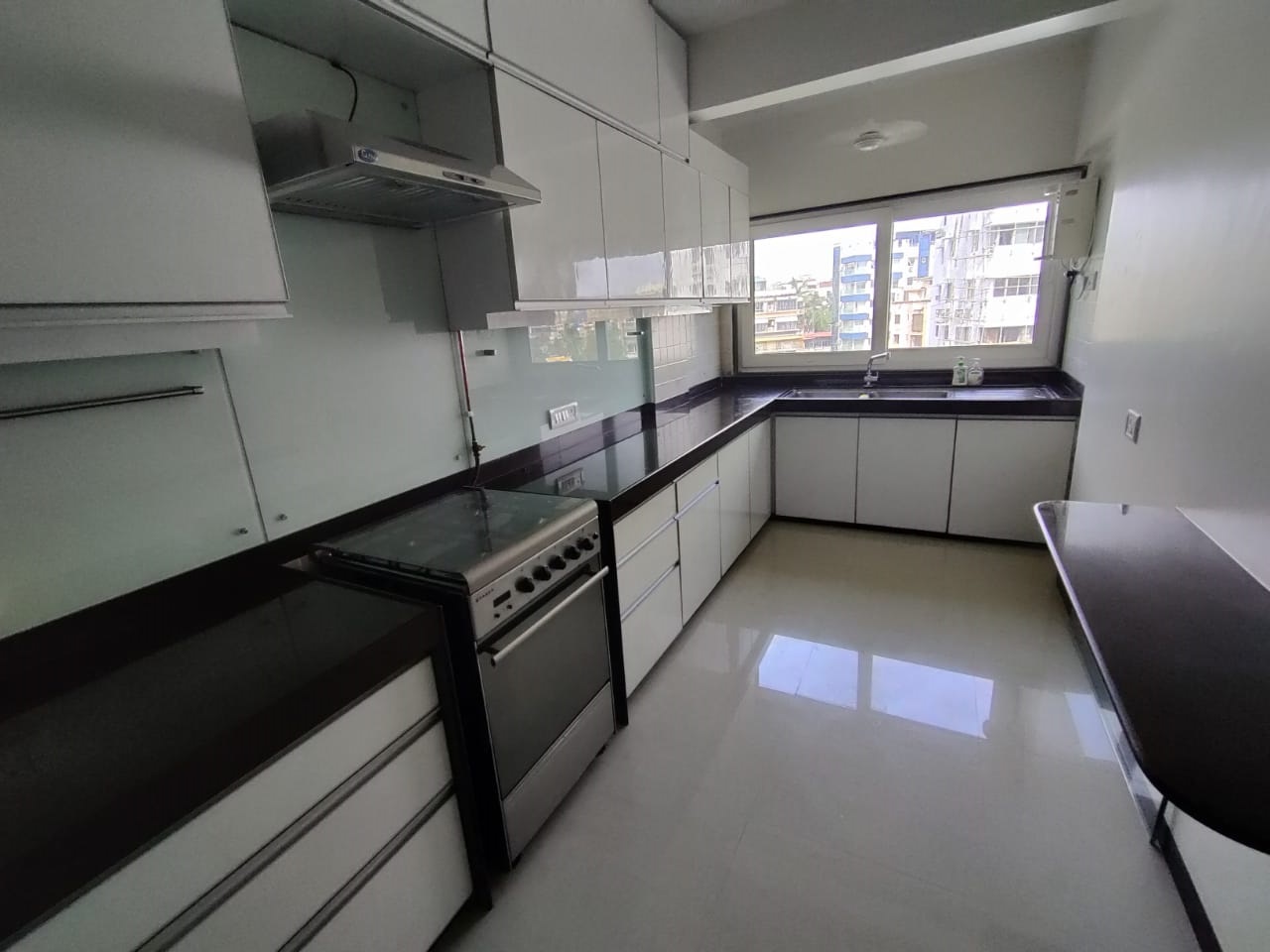 3 BHK Apartment for Sale in Carter Road Mumbai